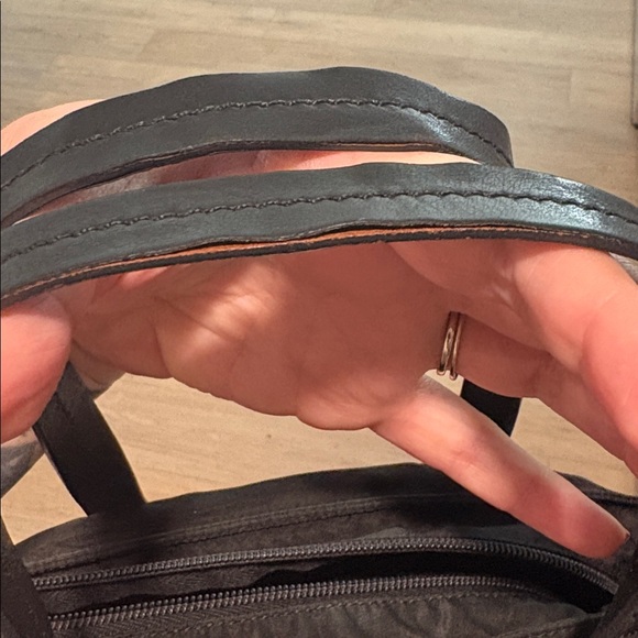 Authentic PRADA VELA SPORT Nylon Leather Shoulder Hand Bag Black - Picture 3 of 16